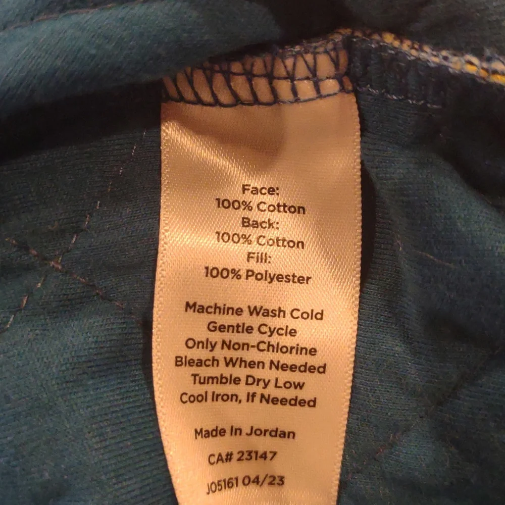 Talbots Women's‎ Medium Woodland Ditzy Quilted Sweatshirt - Picture 6 of 7